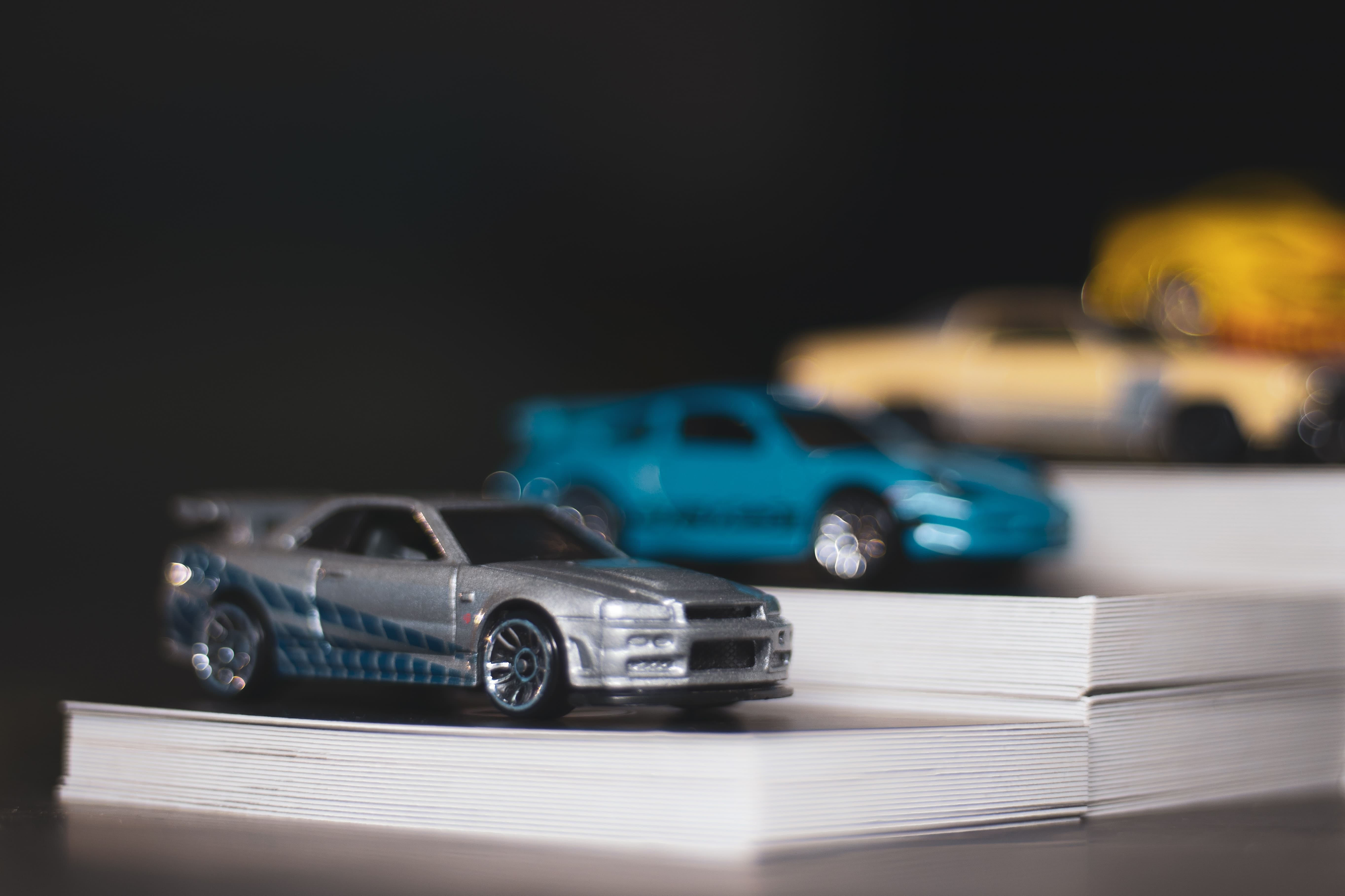photo showing one of the best ways to display model cars